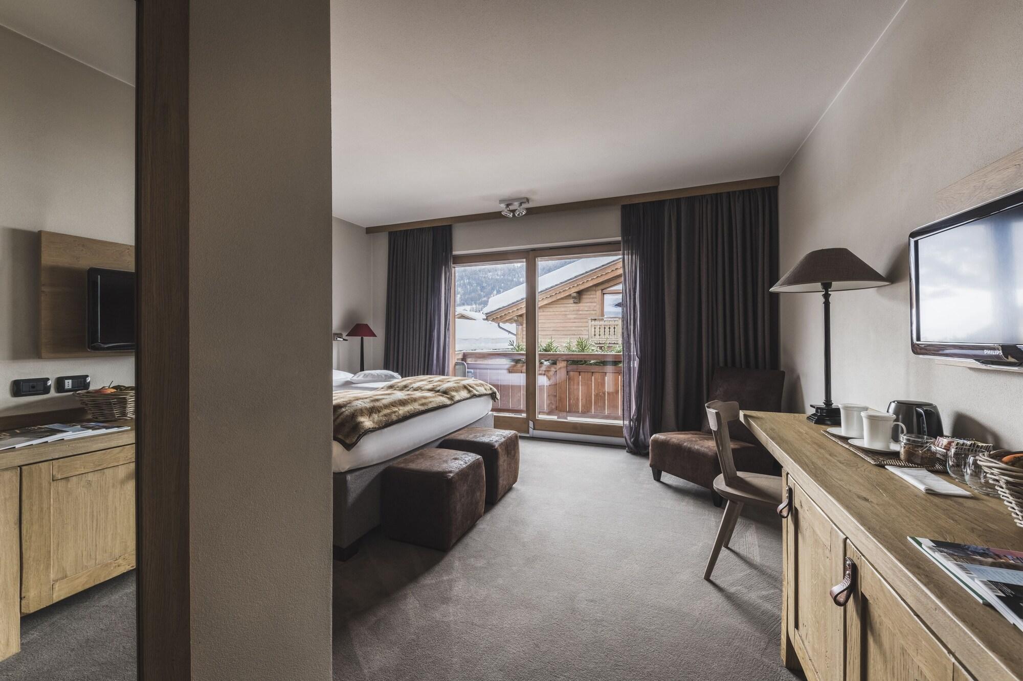 Eco & Wellness Boutique Hotel Sonne Livigno Exterior foto